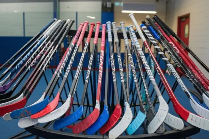 Best_Youth_Hockey_Sticks_in_2025